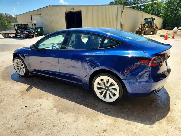 5YJ3E1EA6NF287360 2022 TESLA MODEL 3 - Image 2