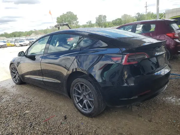5YJ3E1EA6NF287553 2022 TESLA MODEL 3 - Image 2