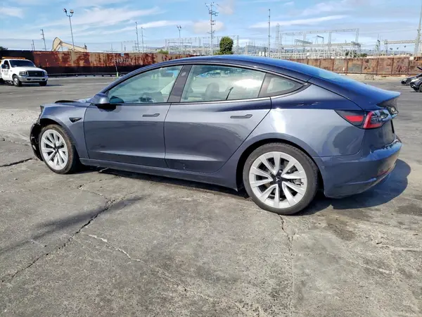 5YJ3E1EA6NF287777 2022 TESLA MODEL 3 - Image 2