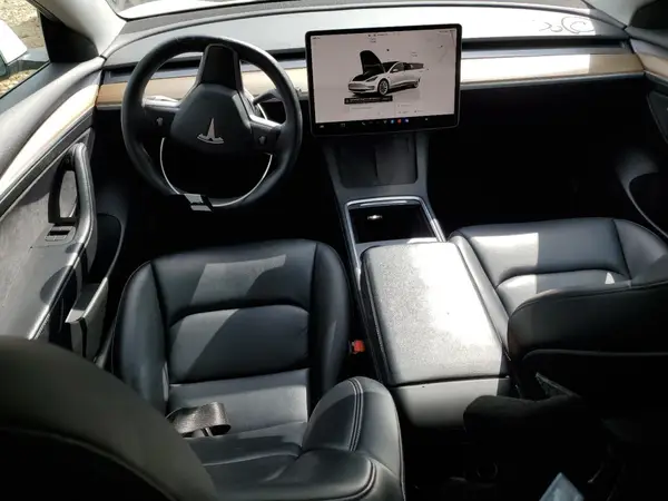 5YJ3E1EA6NF288685 2022 TESLA MODEL 3 - Image 8