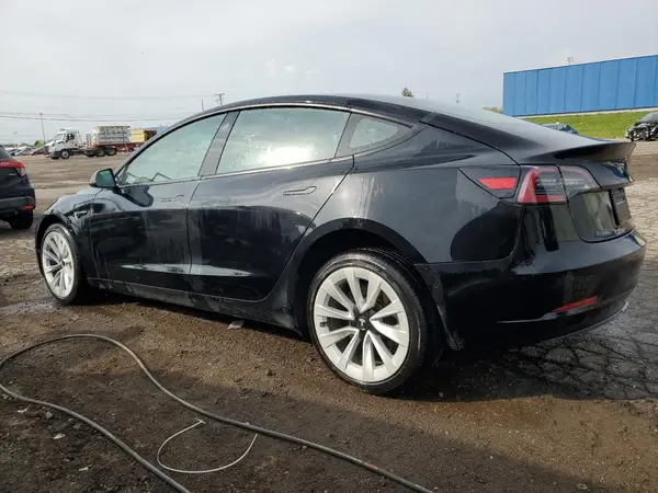 5YJ3E1EA6NF289206 2022 TESLA MODEL 3 - Image 2