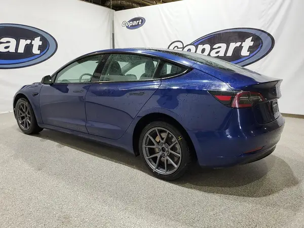 5YJ3E1EA6NF289254 2022 TESLA MODEL 3 - Image 2
