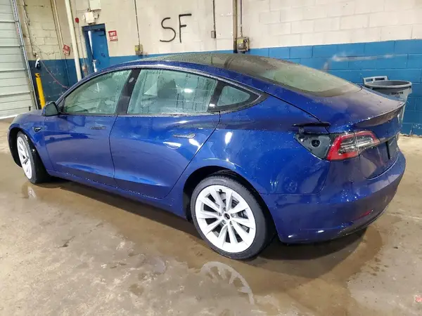 5YJ3E1EA6NF290730 2022 TESLA MODEL 3 - Image 2