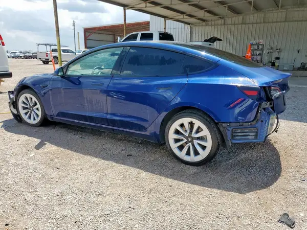 5YJ3E1EA6NF291103 2022 TESLA MODEL 3 - Image 2