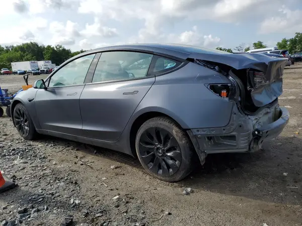 5YJ3E1EA6NF301676 2022 TESLA MODEL 3 - Image 2