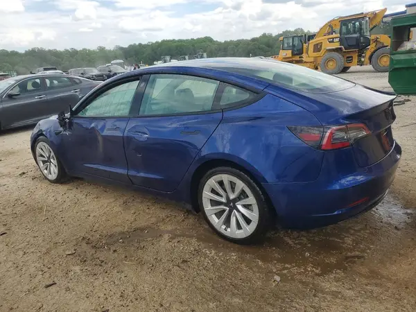 5YJ3E1EA6NF304299 2022 TESLA MODEL 3 - Image 2