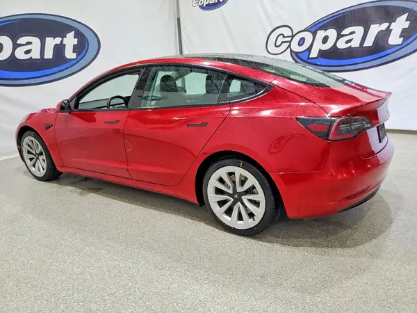 5YJ3E1EA6NF304545 2022 TESLA MODEL 3 - Image 2