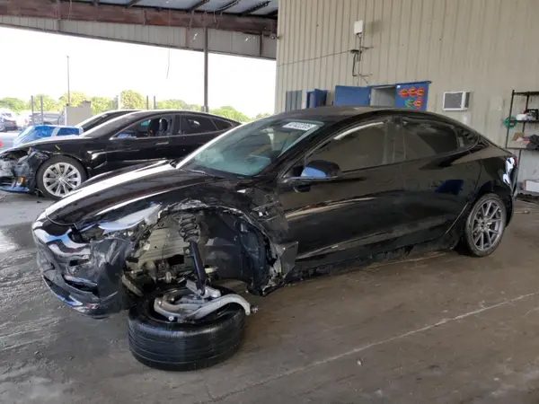 5YJ3E1EA6NF305291 2022 TESLA MODEL 3 - Image 1