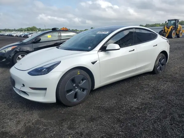 5YJ3E1EA6NF307509 2023 TESLA MODEL 3 - Image 1