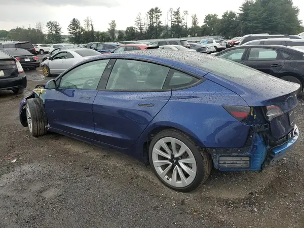 5YJ3E1EA6NF308949 2022 TESLA MODEL 3 - Image 2