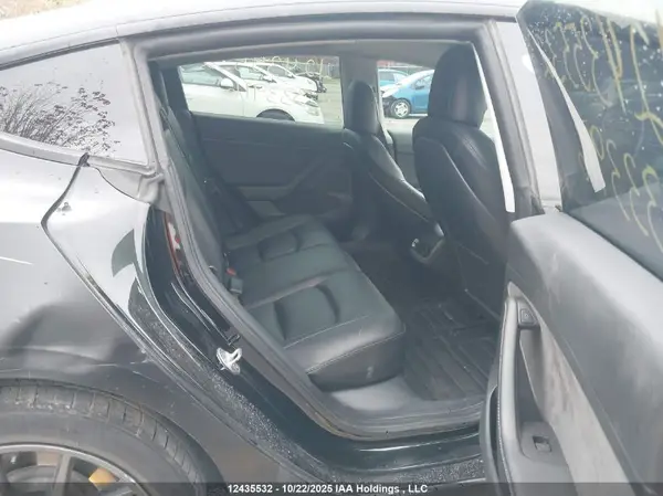 5YJ3E1EA6NF333916 2022 TESLA MODEL 3 - Image 8