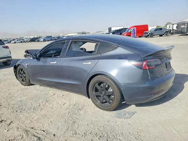 5YJ3E1EA6NF346777 2022 TESLA MODEL 3 - Image 2