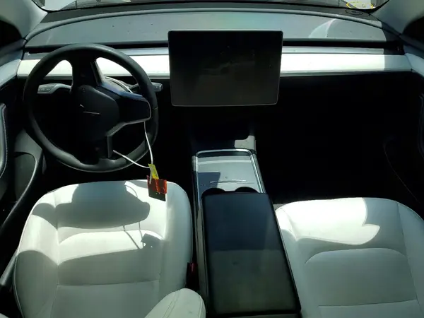 5YJ3E1EA6NF355883 2022 TESLA MODEL 3 - Image 8