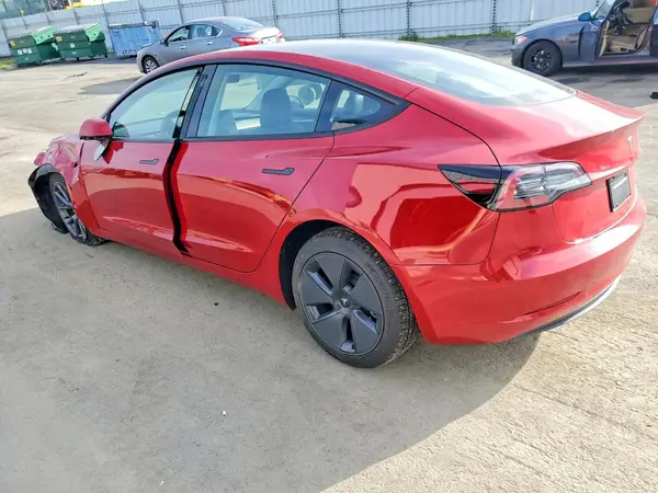 5YJ3E1EA6NF357150 2022 TESLA MODEL 3 - Image 2