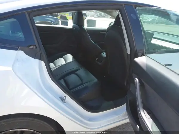 5YJ3E1EA6NF362025 2022 TESLA MODEL 3 - Image 8