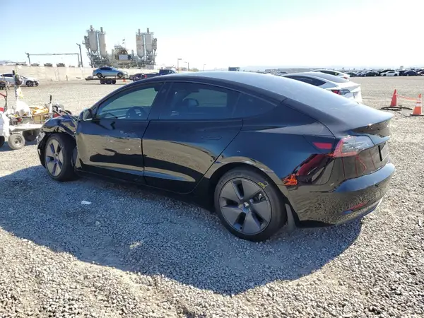 5YJ3E1EA6NF362459 2022 TESLA MODEL 3 - Image 2