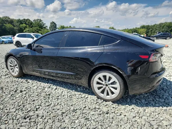 5YJ3E1EA6NF369329 2022 TESLA MODEL 3 - Image 2