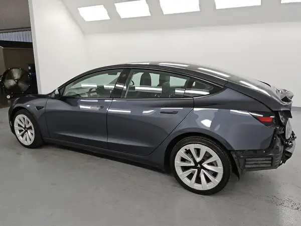 5YJ3E1EA6NF369699 2022 TESLA MODEL 3 - Image 2