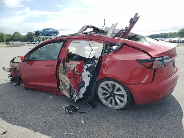 5YJ3E1EA6NF369816 2022 TESLA MODEL 3 - Image 2