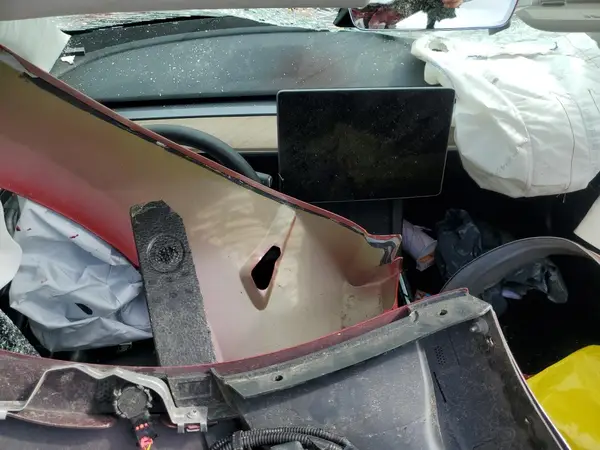 5YJ3E1EA6NF369816 2022 TESLA MODEL 3 - Image 8