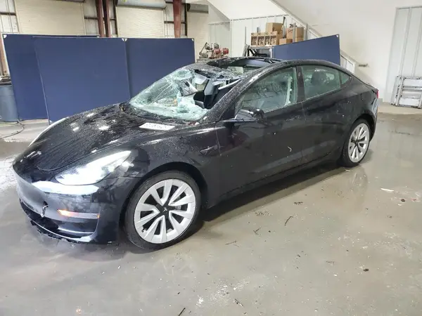 5YJ3E1EA6NF369993 2022 TESLA MODEL 3 - Image 1
