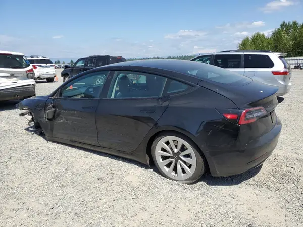5YJ3E1EA6NF370013 2022 TESLA MODEL 3 - Image 2