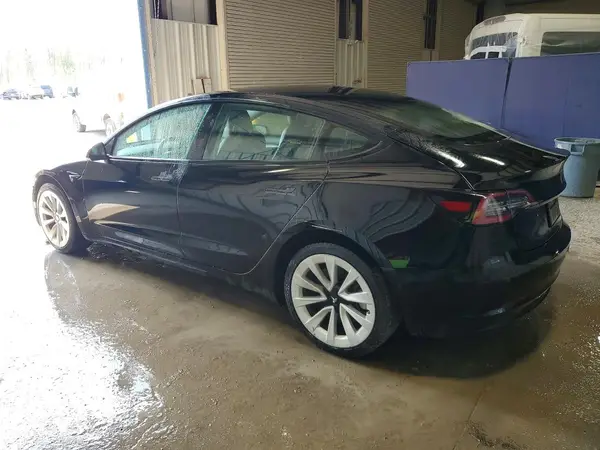 5YJ3E1EA6NF370254 2022 TESLA MODEL 3 - Image 2