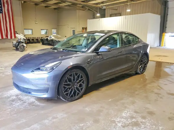 5YJ3E1EA6NF371498 2022 TESLA MODEL 3 - Image 1