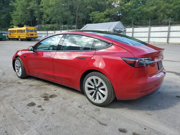 5YJ3E1EA6NF371873 2022 TESLA MODEL 3 - Image 2