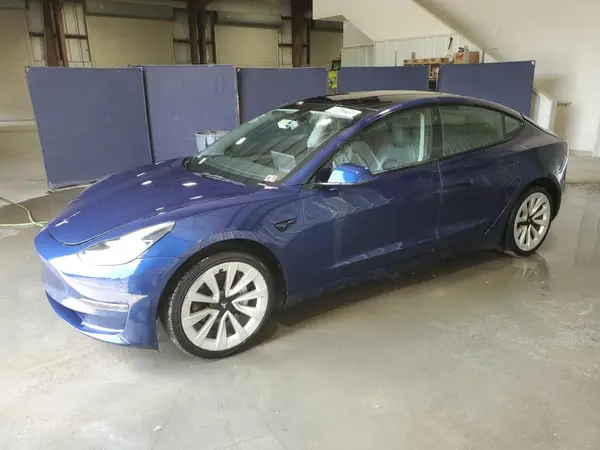 5YJ3E1EA6NF371923 2022 TESLA MODEL 3 - Image 1