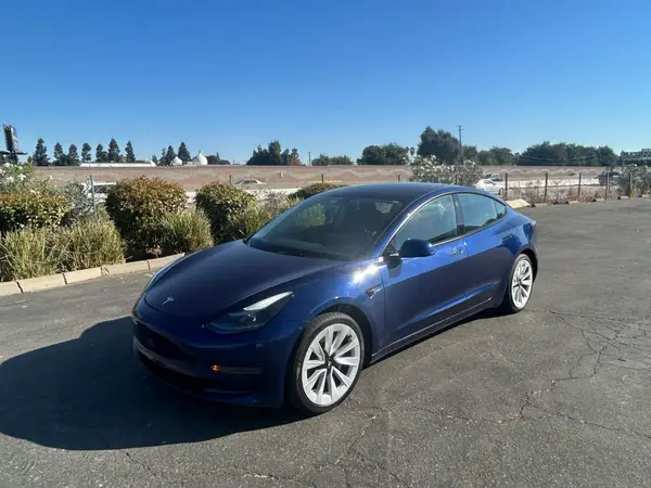5YJ3E1EA6NF371937 2022 TESLA MODEL 3 - Image 2