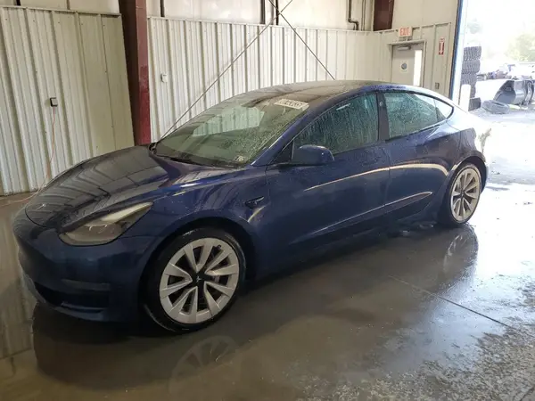 5YJ3E1EA6NF371968 2022 TESLA MODEL 3 - Image 1
