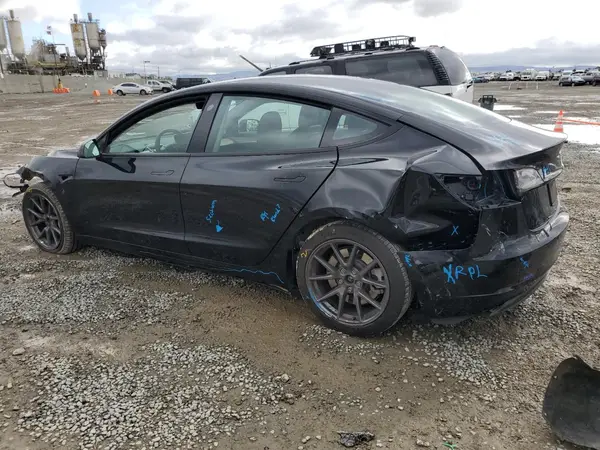 5YJ3E1EA6NF373722 2022 TESLA MODEL 3 - Image 2
