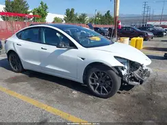 5YJ3E1EA6NF376779 2022 TESLA MODEL 3