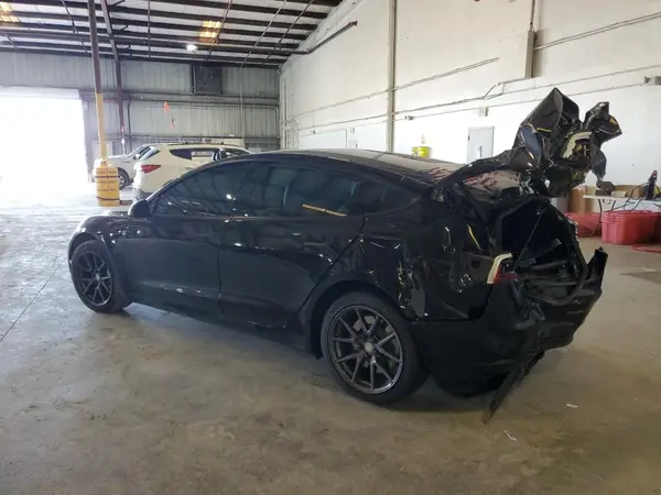 5YJ3E1EA6PF384853 2023 TESLA MODEL 3 - Image 2