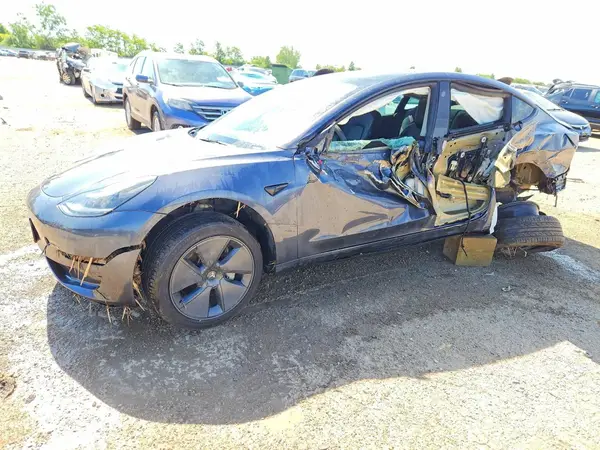 5YJ3E1EA6PF398400 2023 TESLA MODEL 3 - Image 1