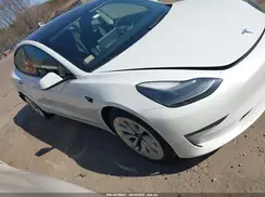 5YJ3E1EA6PF399384 2023 TESLA MODEL 3