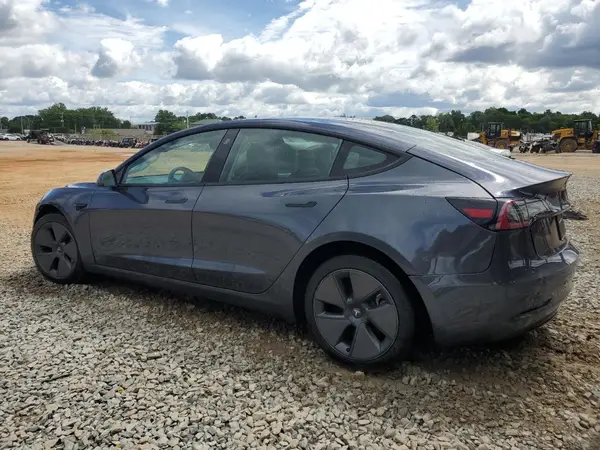 5YJ3E1EA6PF399868 2023 TESLA MODEL 3 - Image 2