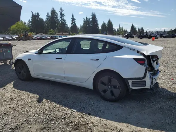 5YJ3E1EA6PF405233 2023 TESLA MODEL 3 - Image 2