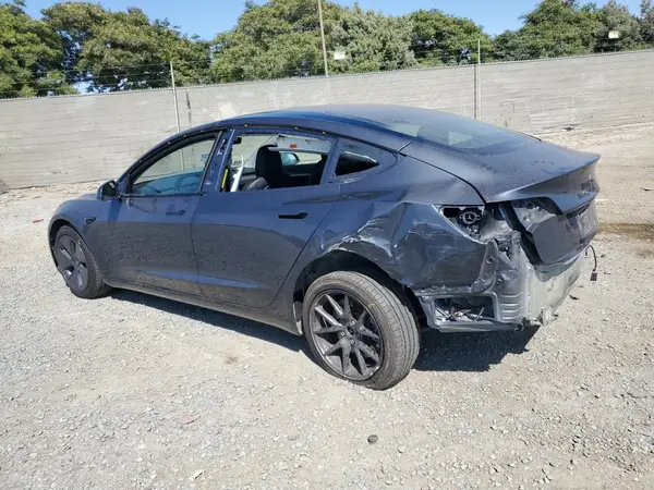 5YJ3E1EA6PF408830 2023 TESLA MODEL 3 - Image 2