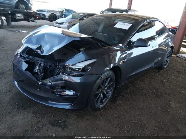 5YJ3E1EA6PF413073 2023 TESLA MODEL 3 - Image 2