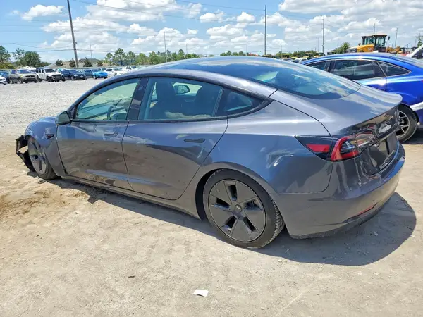 5YJ3E1EA6PF417415 2023 TESLA MODEL 3 - Image 2