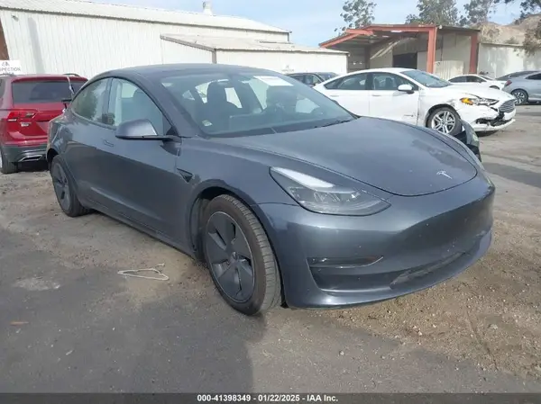 5YJ3E1EA6PF417432 2023 TESLA MODEL 3 - Image 1