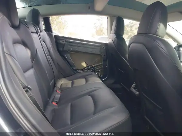 5YJ3E1EA6PF417432 2023 TESLA MODEL 3 - Image 8
