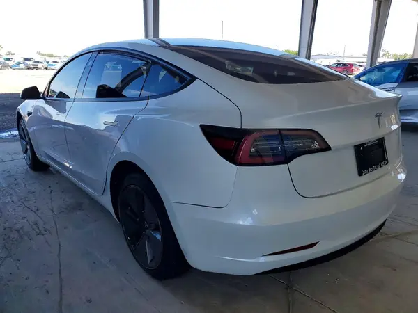 5YJ3E1EA6PF419178 2023 TESLA MODEL 3 - Image 2