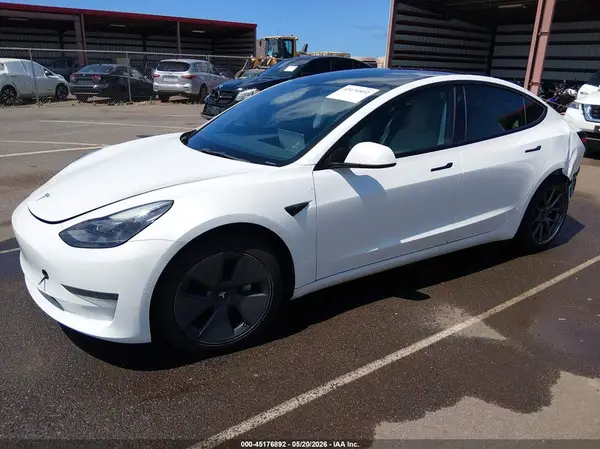 5YJ3E1EA6PF419360 2023 TESLA MODEL 3 - Image 2