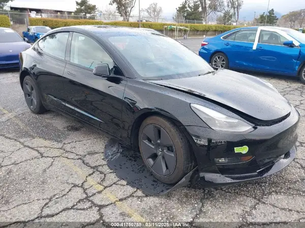 5YJ3E1EA6PF421626 2023 TESLA MODEL 3 - Image 1