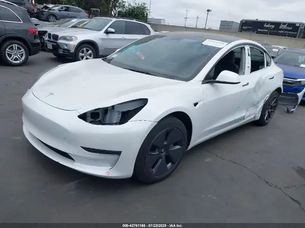 5YJ3E1EA6PF427958 2023 TESLA MODEL 3 - Image 2