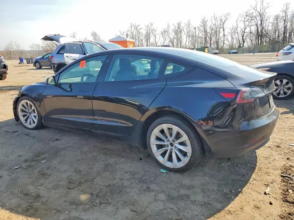 5YJ3E1EA6PF429726 2023 TESLA MODEL 3 - Image 2