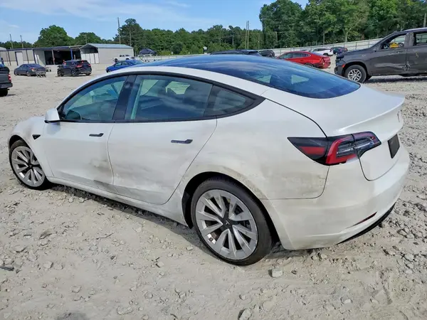 5YJ3E1EA6PF430844 2023 TESLA MODEL 3 - Image 2